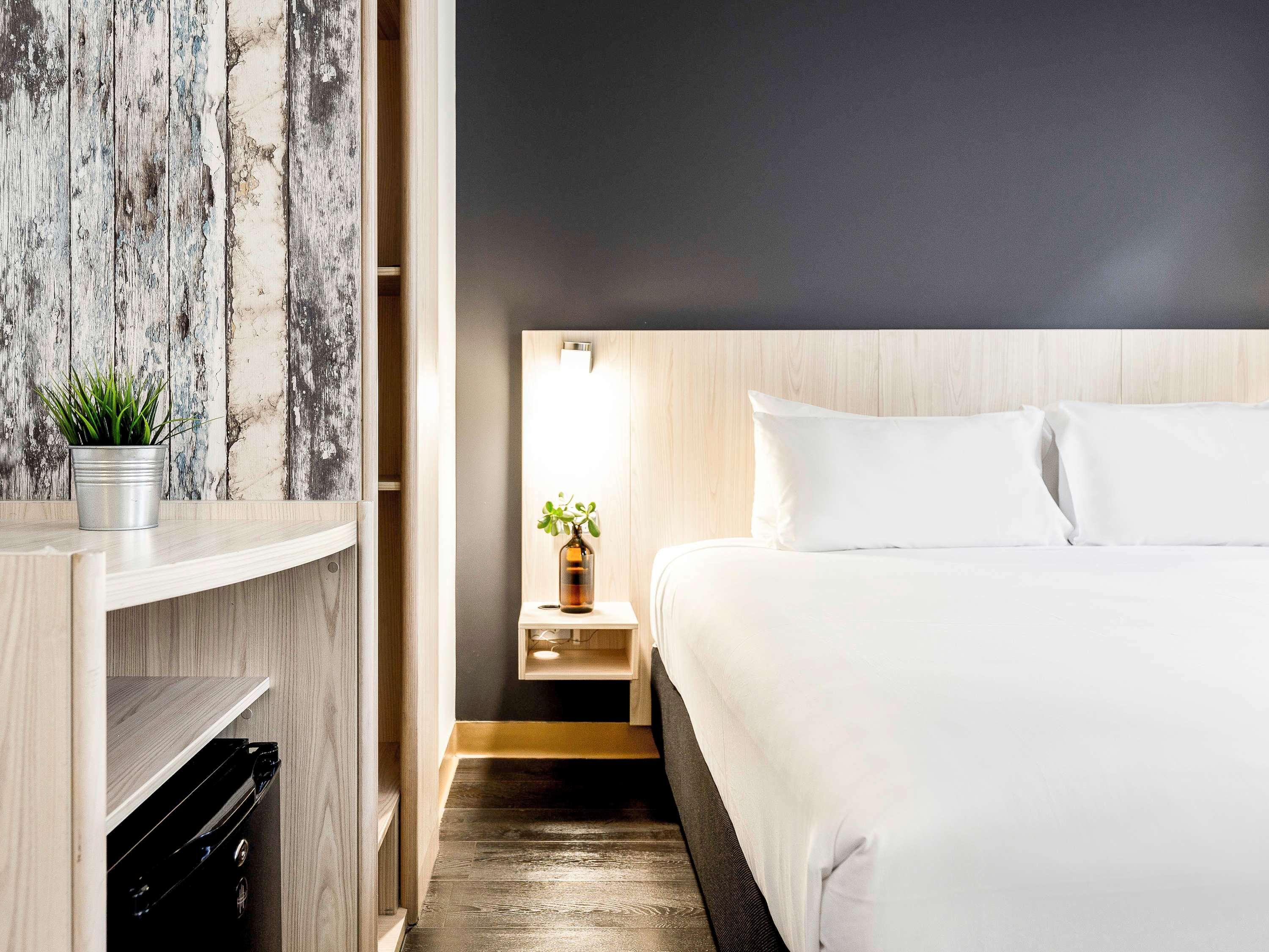 Отель Ibis Sydney Barangaroo Экстерьер фото